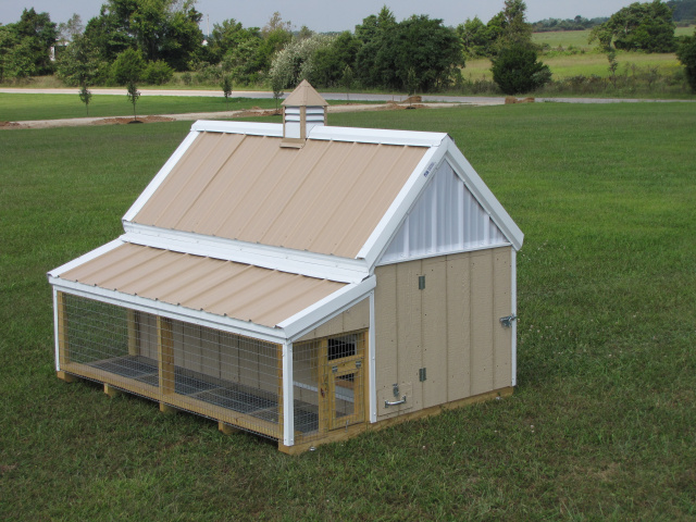 Mini Poultry House w/Shed